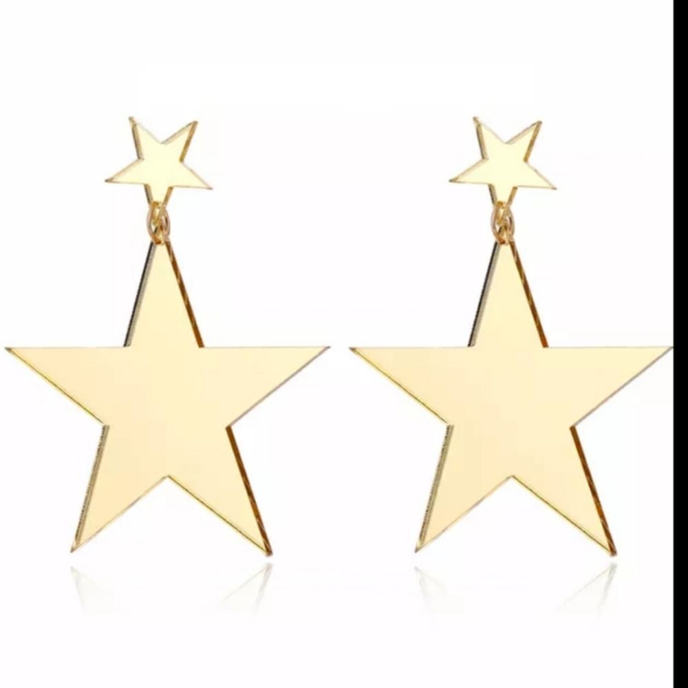 NWOT Gold Mirrored Star Earrings